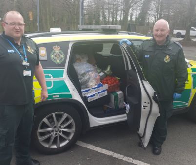 The Hesketh Arms in Churchtown in Southport has donated 2,000 disposable aprons and a quantity of fresh food to the North West Ambulance Service