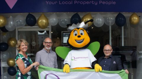 New Southport estate agents opens on Lord Street with help from Queenscourt mascot