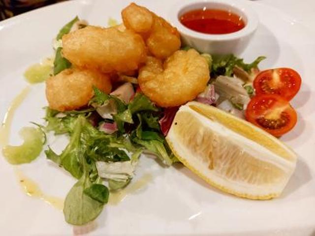 Tempura battered king prawns with a seperate sweet, mildly chilli dip at the Lansdowne Bistro in Southport