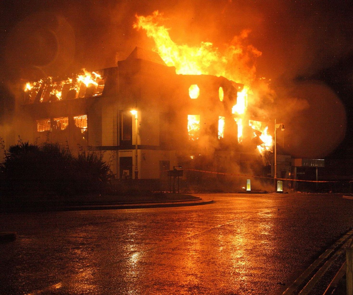 The Kingsway nightclub in Southport on fire on September 6, 2010. Photo by Tony Thomas