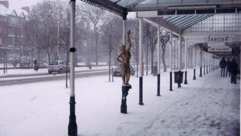 Snow in Southport? Met Office issues Yellow Weather Warning as Merseyrail says rail disruption ‘likely’