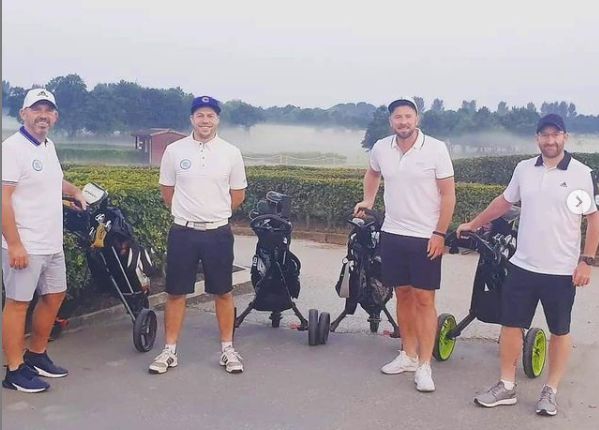Southport Bars and Pubs completed the Longest Day Golf Challenge for Macmillan Cancer