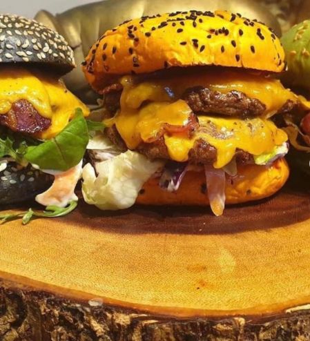 Brass Pig burgers at The Woollen pig in Southport