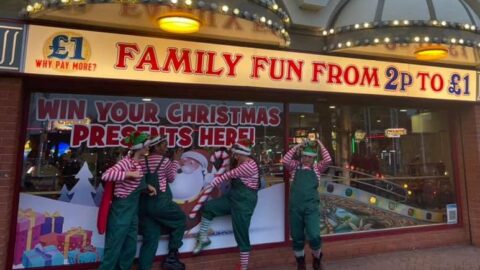 Silcock’s Funland launches Christmas season in style thanks to cheeky Starkidz elves
