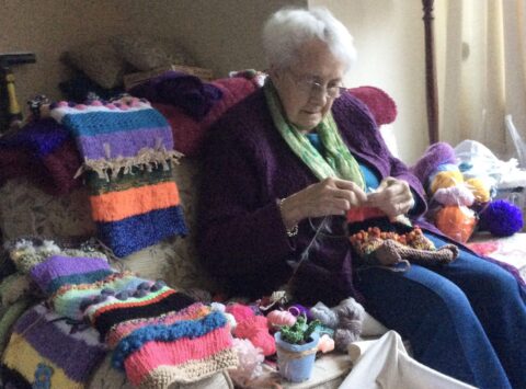 Knitting queen Eileen aims to make 200 twiddle muffs for people with dementia by Christmas