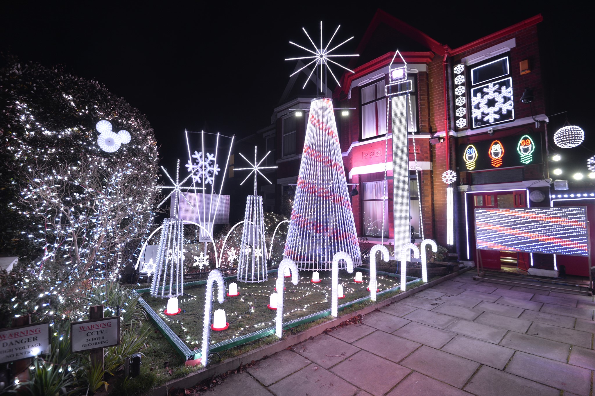 Sidney Road Lights in Southport