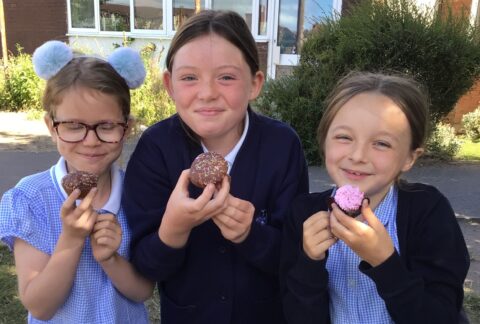 Larkfield Primary School bakers make some dough to help the Botanic Gardens