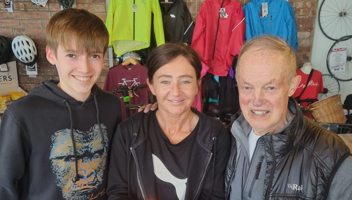 Duncan thanks Sam and Vicky at MeCycle in Ainsdale in Southport for saving his life