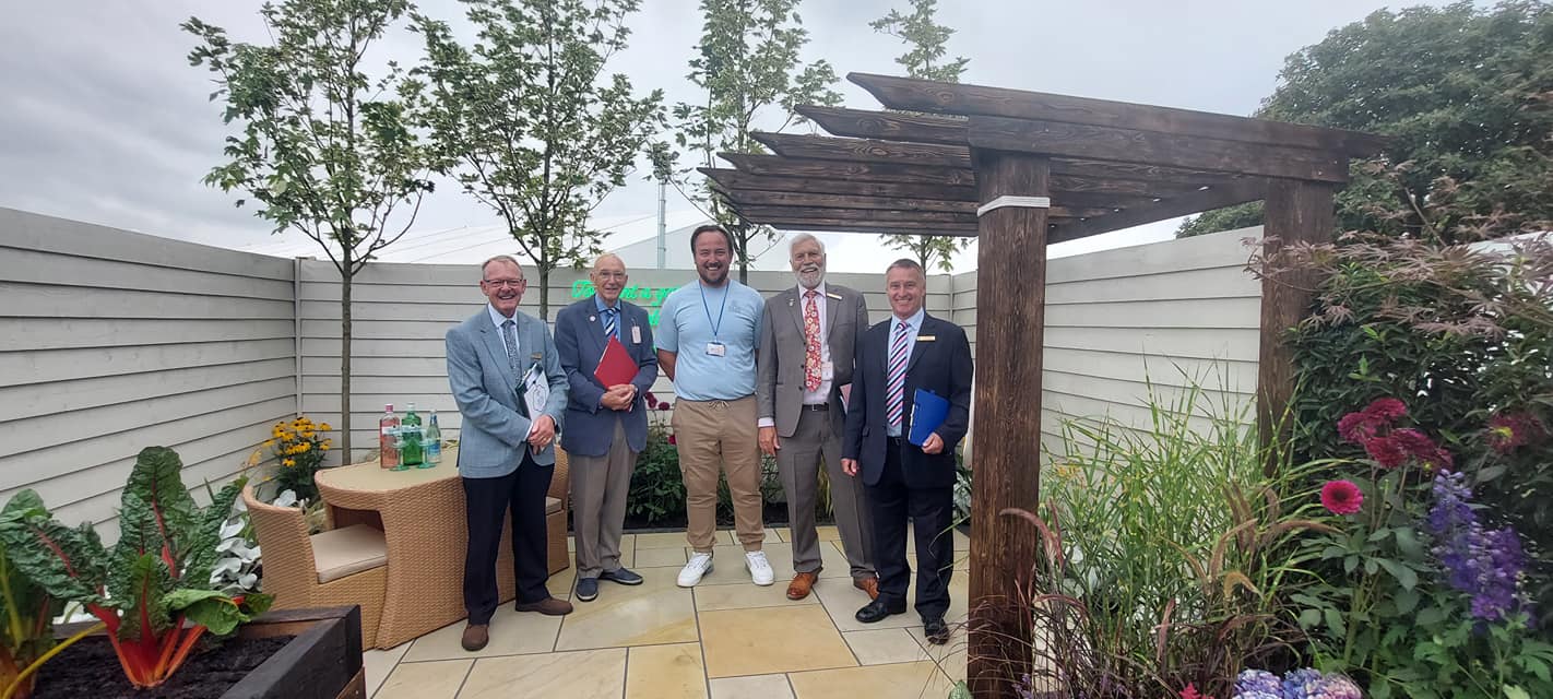 Cutting Edge Garden Services in Southport has been awarded three trophies at Southport Flower Show 2022
