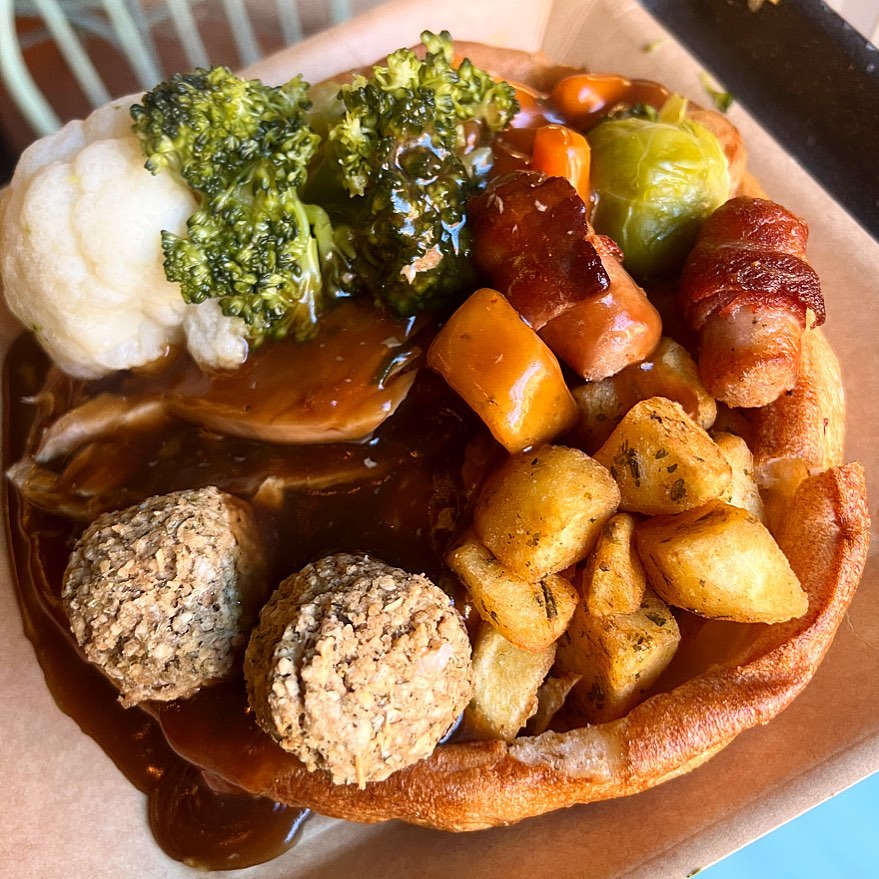 Hungry Christmas shoppers can put their bags down and tuck into a Giant Yorkshire Pudding filled with a traditional Christmas dinner and lashings of gravy for £10 at Southport Market this Christmas