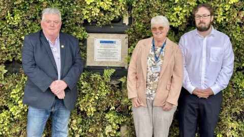 Memorial plaque unveiled for ‘always smiling’ Sefton councillor who served for 30 years