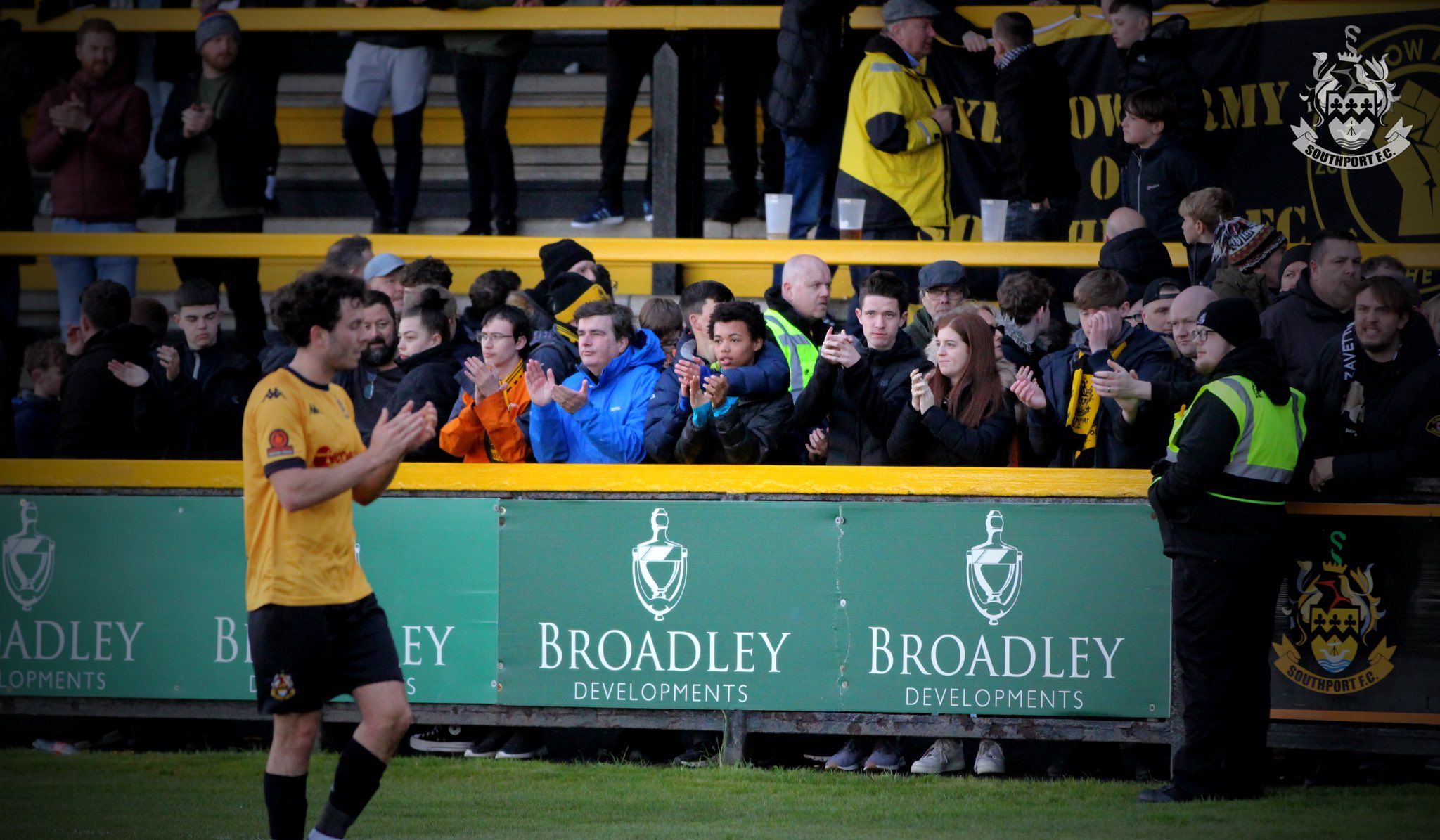 Southport FC cheered by biggest home crowd since 2017 in match against  Chester - Stand Up For Southport