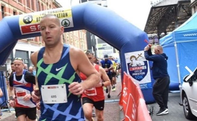 Stephen Ward is running in the London Marathon on Sunday 23rd April 2023 to raise funds for Southport Lifeboat