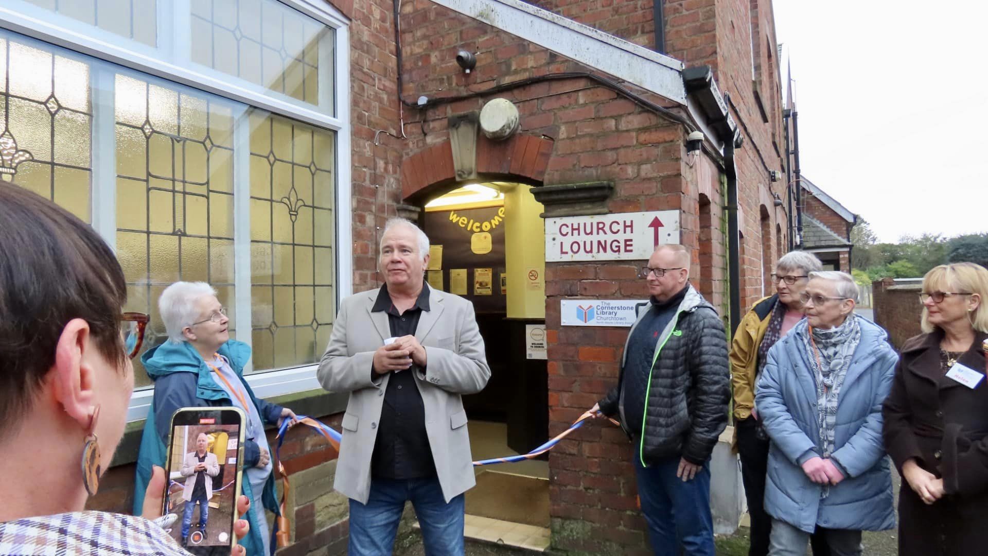 The new Cornerstone Library in Southport has been officially opened by Heartbeat star David Lonsdale. Photo by Andrew Brown Stand Up For Southport