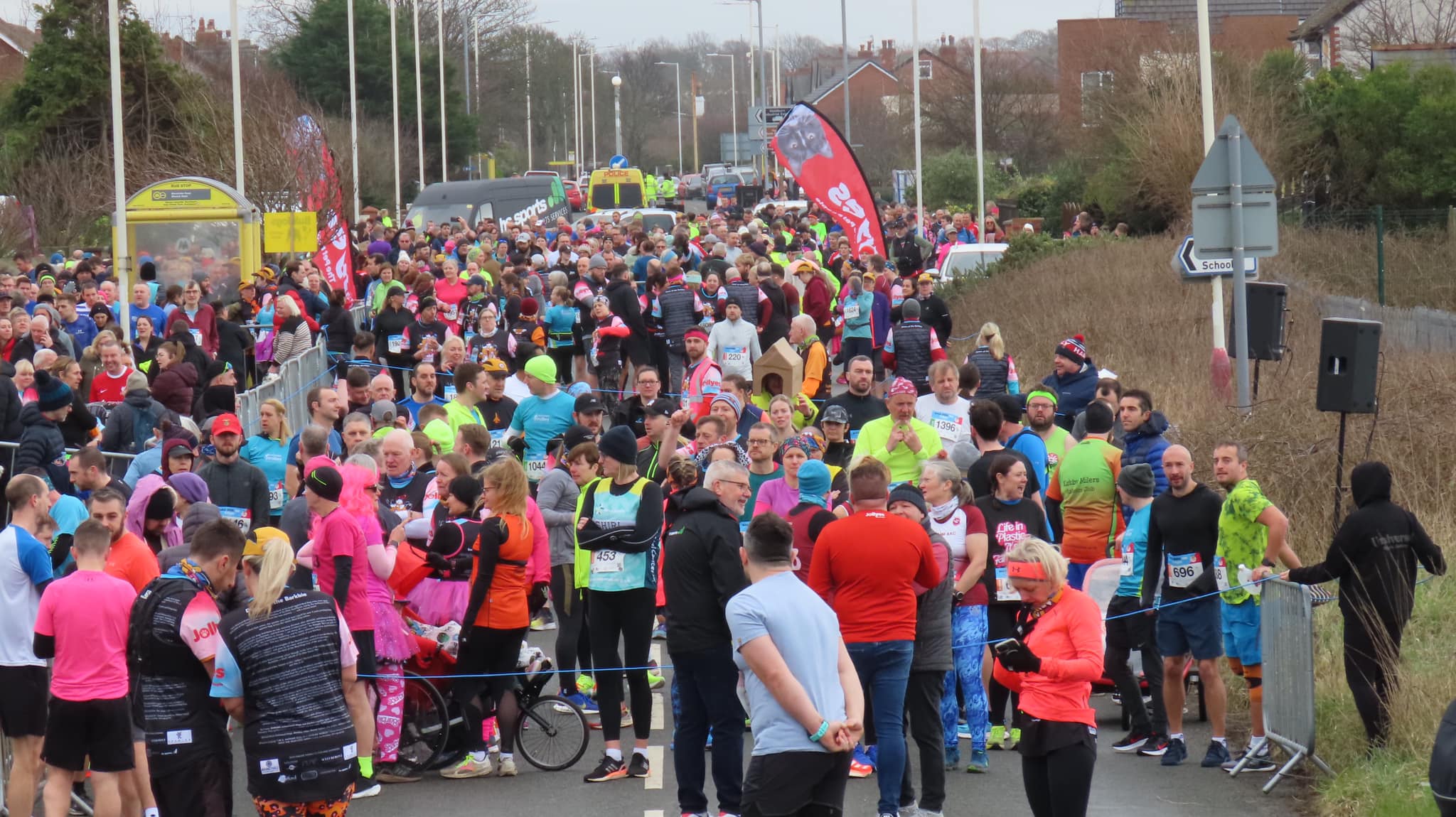 Hundreds of runners enjoyed the Southport Mad Dog 10lk run sponsored by Jollyes - The Pet People. 