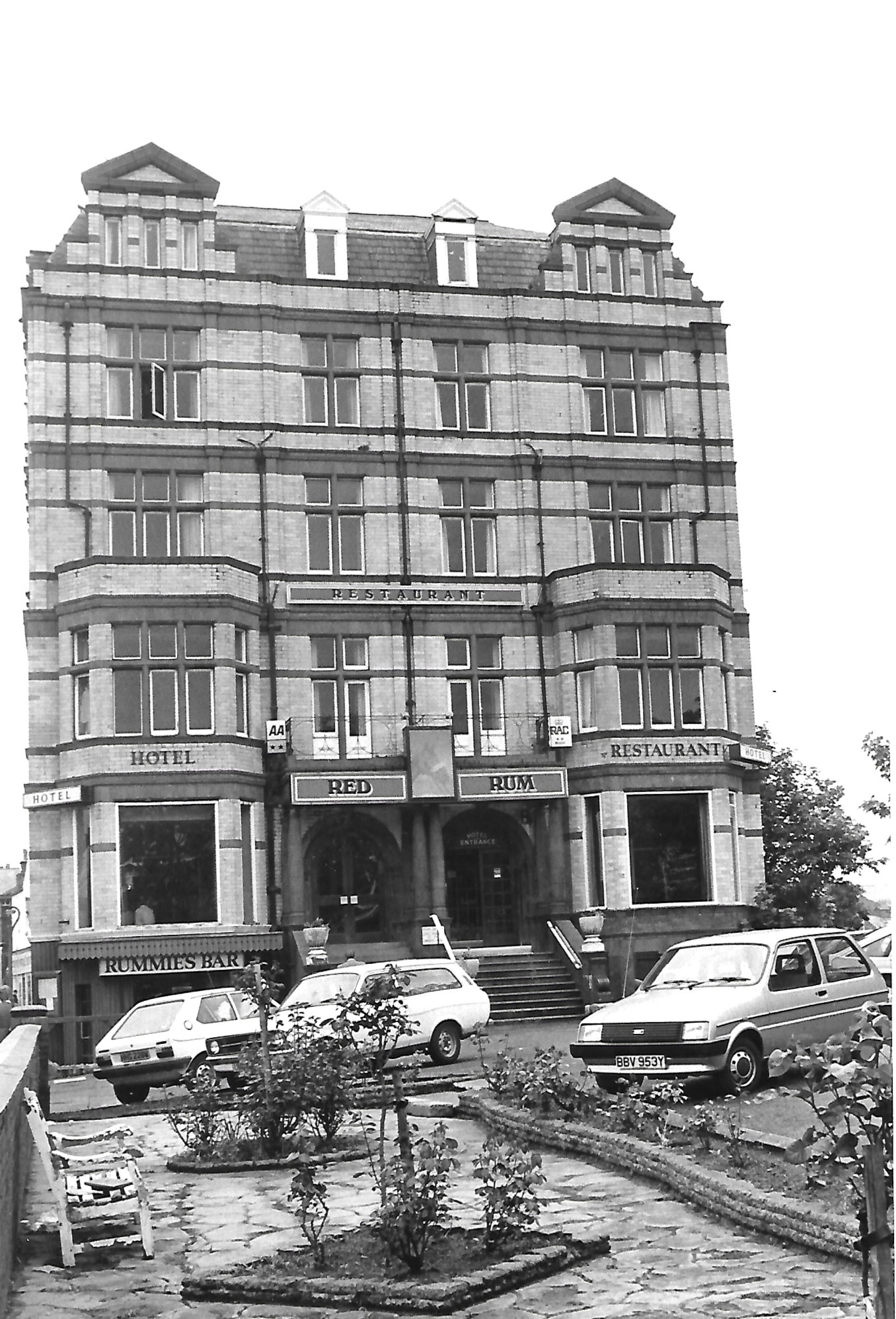 The Red Rum Hotel and Restaurant on Lord Street in Southport in the 1980s
