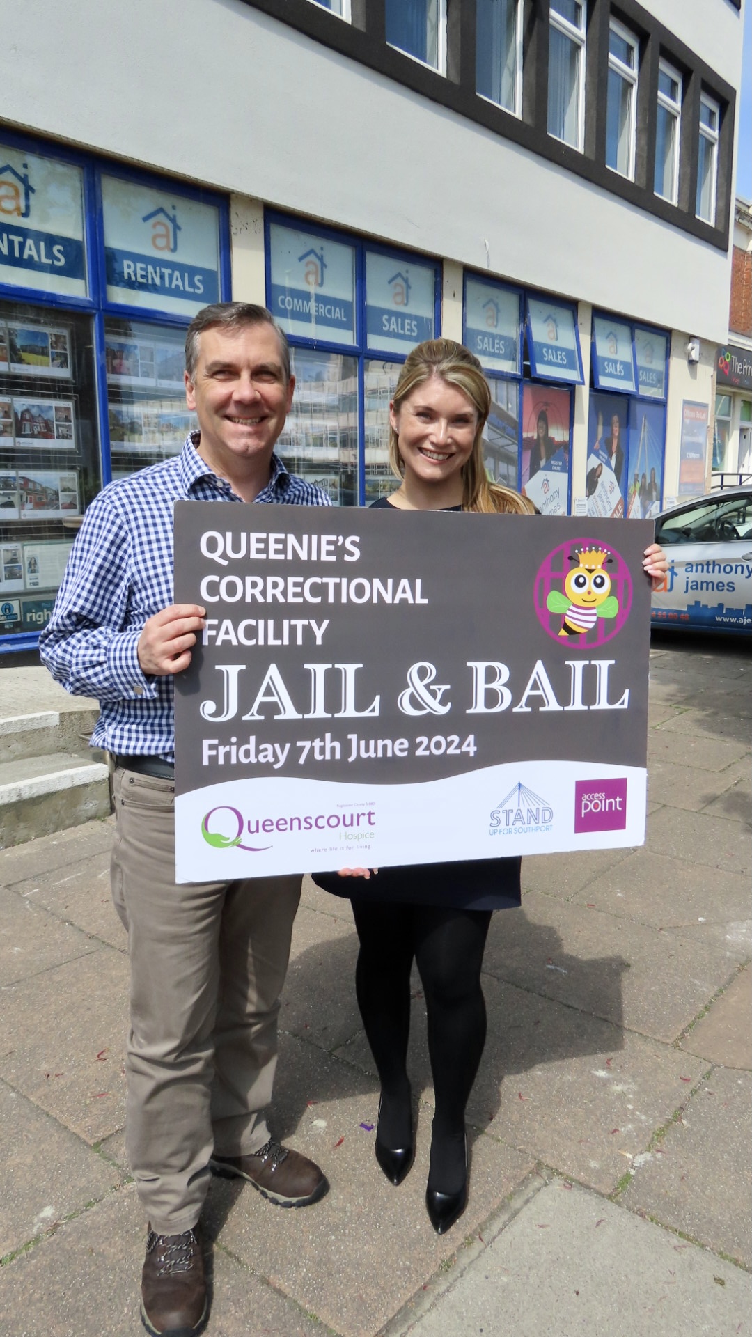 Mark Cunningham and Gemma Aitchison at Anthony James Estates in Southport. Mark is taking part in the Jail and Bail fundraiser for Queenscourt Hospice.  Photo by Andrew Brown Stand Up For Southport 