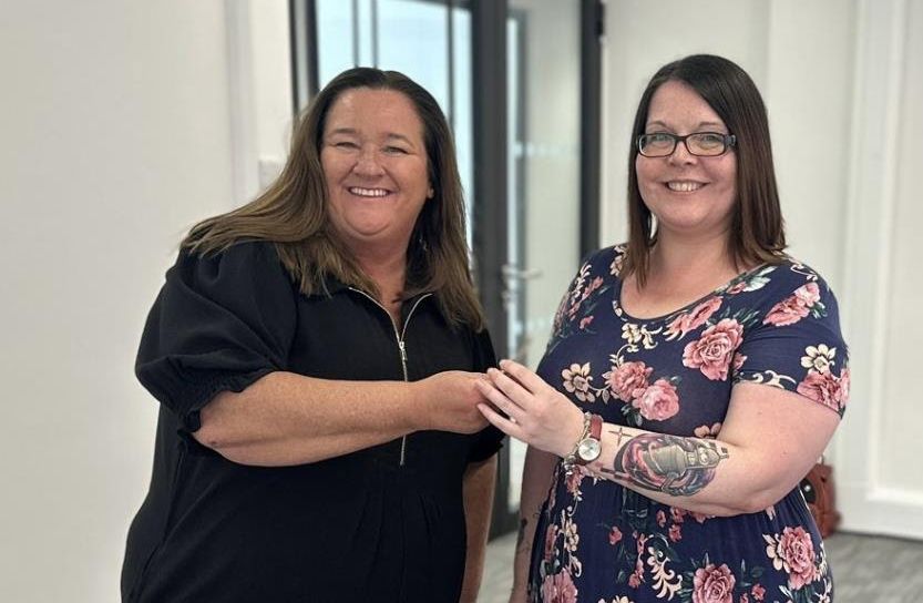 Sefton Council has announced the practical completion of Southport Enterprise Arcade along with confirmation that Hatters Digital Marketing Agency will be the first tenant of the new £1.5 million venture on Eastbank Street. Cllr Marion Atkinson, Leader of Sefton Council with Sarah Jackson, Hatters Digital Agencys founder and owner