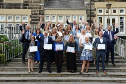 Staff from a wide range of roles who have worked at Southport and Ormskirk hospitals and in the community for 25 and 40 years were recognised at a special ceremony held at West Tower