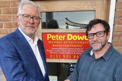 Peter Dowd MP and Johnny Santer are campaigning for Gabe's Law