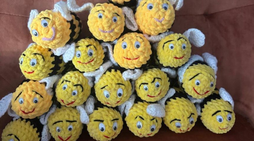 Southport Trinity Cricket Club in Southport is hosting a Community Day to raise funds for Alder Hey Childrens Charity and to help ensure the long-term sustainability of Bebes Hive CIC. Southport Hookers have created some lovely bees and elephants