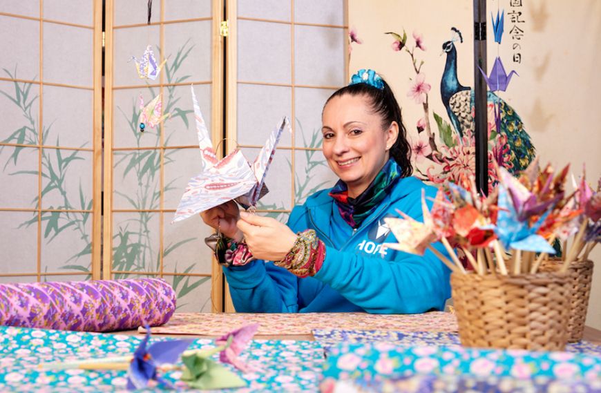 Zulay Sayalero paper folding in her studio