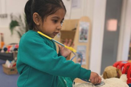 A group of Southport nursery children have commemorated the work of the late scientist and primatologist Jane Goodall