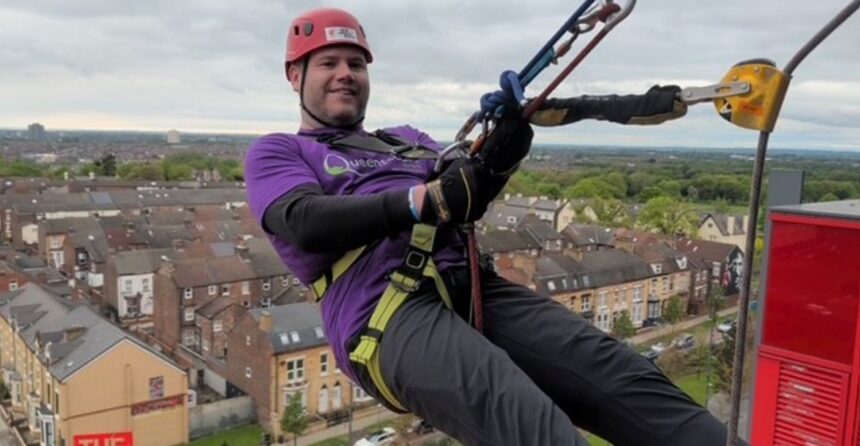 Acorn Group volunteers take on the Anfield Abseil to raise funds for Queenscourt Hospice