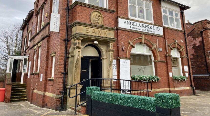 A planning application has been submitted to open a pizza takeaway at 3 - 5 Liverpool Road in Birkdale Village in Southport, which was previously occupied by Angela Kerr Aesthetics and Skincare, while previously operating as the Williams and Glyns Bank. Photo by Andrew Brown Stand Up For Southport