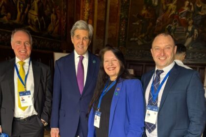 Philip Hargreaves - CEO Carbonbit (A Carbon Capture tech company based in North West) John Kerry - US Politician ( U.S. special presidential envoy for climate under President Joe Biden) Miranda Barker OBE DL - CEO RedCAT Group (Miranda Barker OBE (Chair) - RedCAT Group Alasdair Croft - Managing Director AMP EV (a Southport based EV charging company)