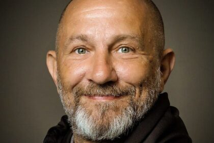 Phil Gee, founder of Social Media Academy and AI Academy