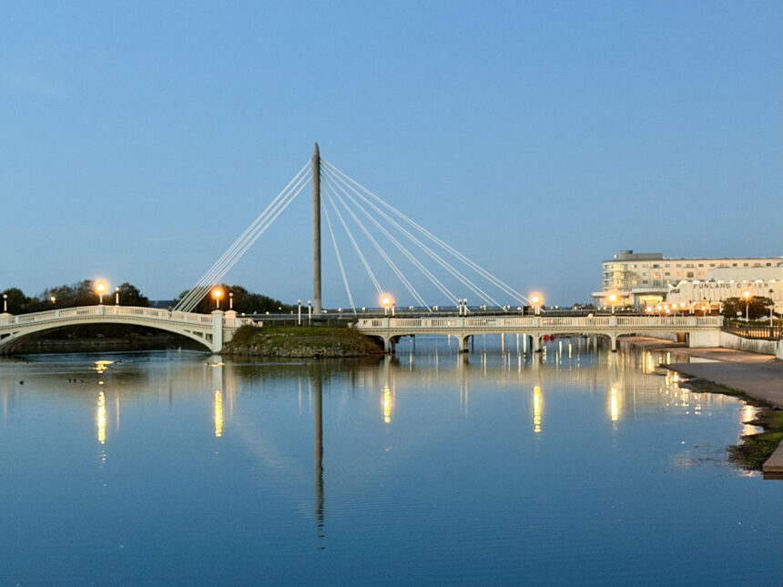 A scenic photo of the Marine Lake, the Venetian Bridge and the Marine Way Bridge in Southport. Photo by Andrew Brown Stand Up For Southport